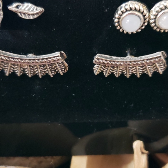 🆕️ 3 pair silver post earrings - Picture 5 of 5